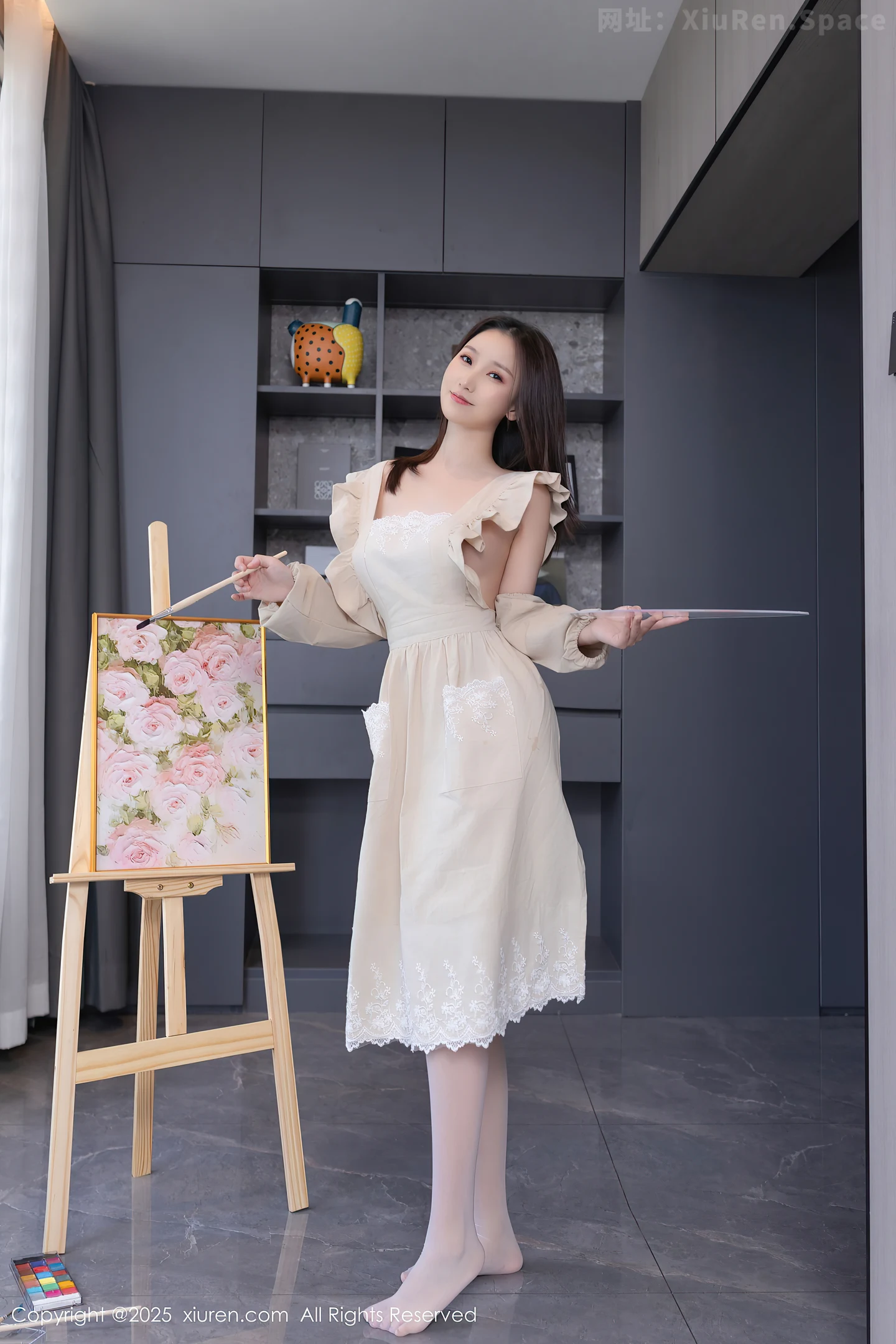 图片[4]-[XiuRen秀人网] VOL.10308 模特杏子Yada画家主题性感白色内衣配白丝袜秀曼妙身姿诱惑写真81P-秀人网官方网站